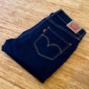NWOT Blue Levi’s High Rise Skinny 721 Jeans